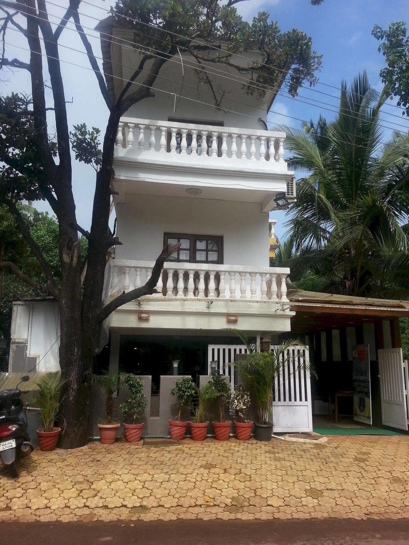 De Sai Palace 卡兰古特 外观 照片