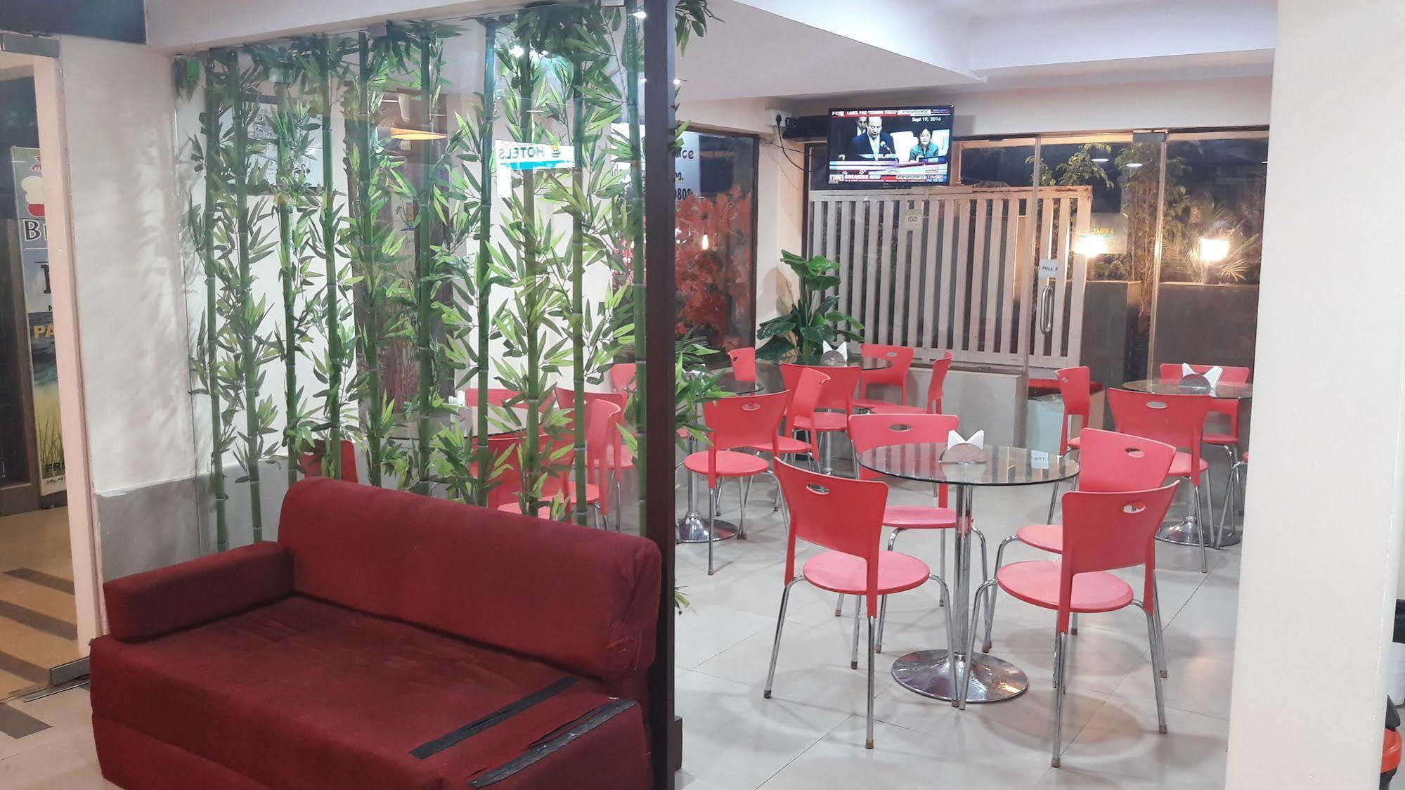 De Sai Palace 卡兰古特 外观 照片